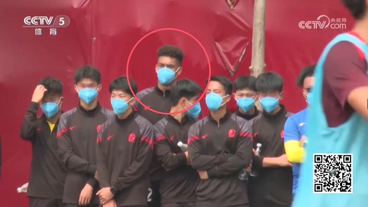 無緣U17國足名單，張洪福隨恒大足校觀摩國少隊訓(xùn)練