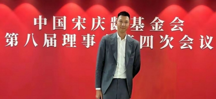 時(shí)隔5個(gè)月首次公開露面！大河報(bào)：易建聯(lián)關(guān)聯(lián)公司成被執(zhí)行人