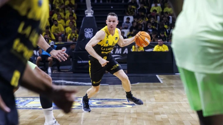 NBA初代老六，42歲進入生涯巔峰？！