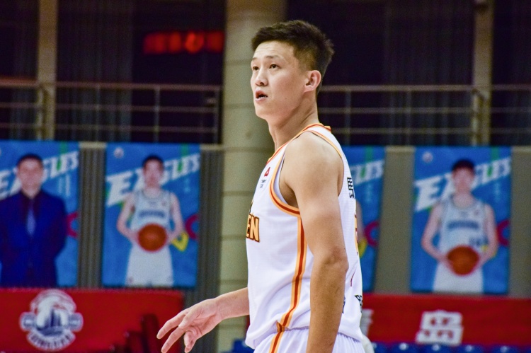 無(wú)了？深圳隊(duì)想進(jìn)季后賽需要最后6輪全勝 還需要同曦最后6輪全敗