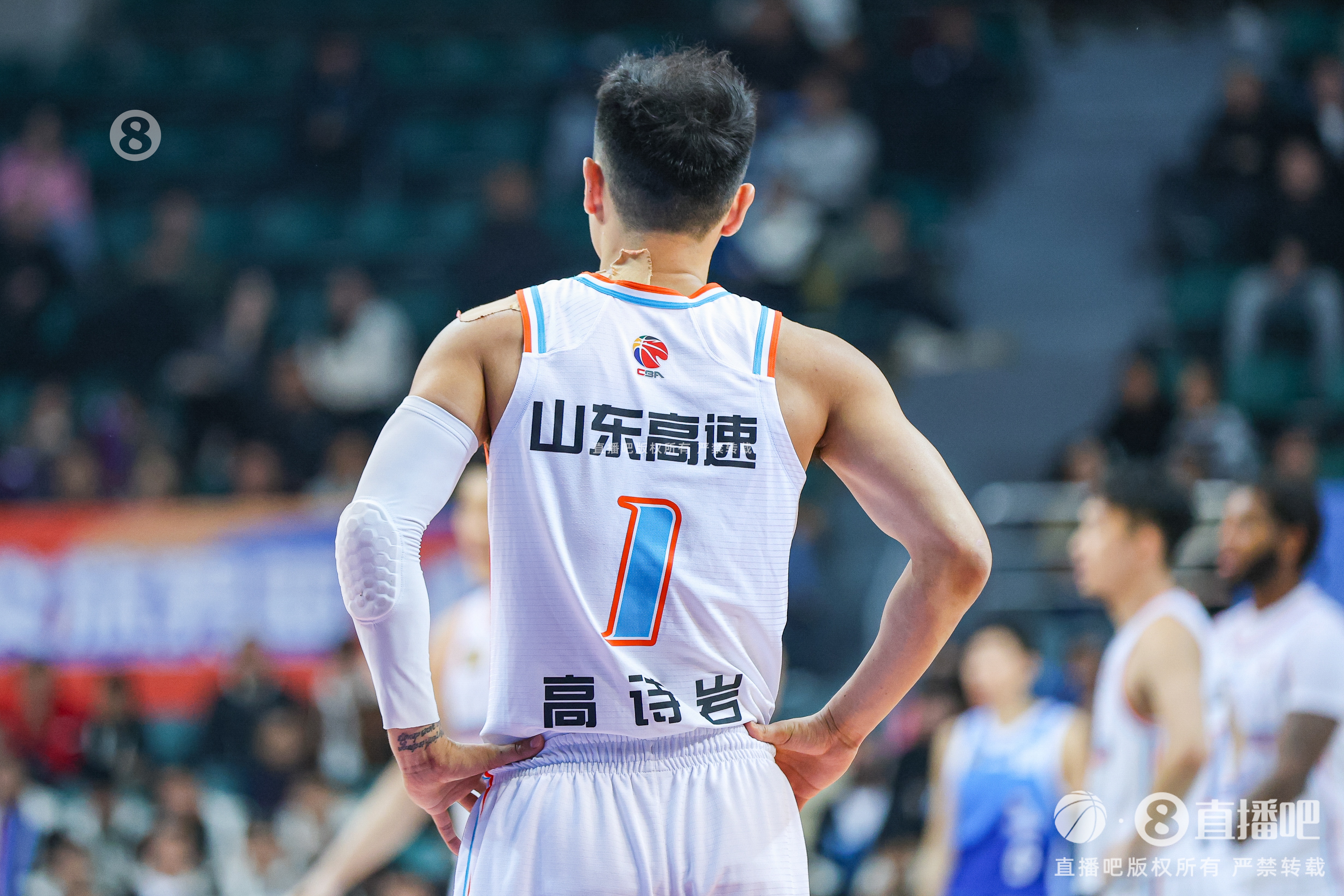 挺全面！高詩巖8中3拿到11分4板7助 罰球4中4