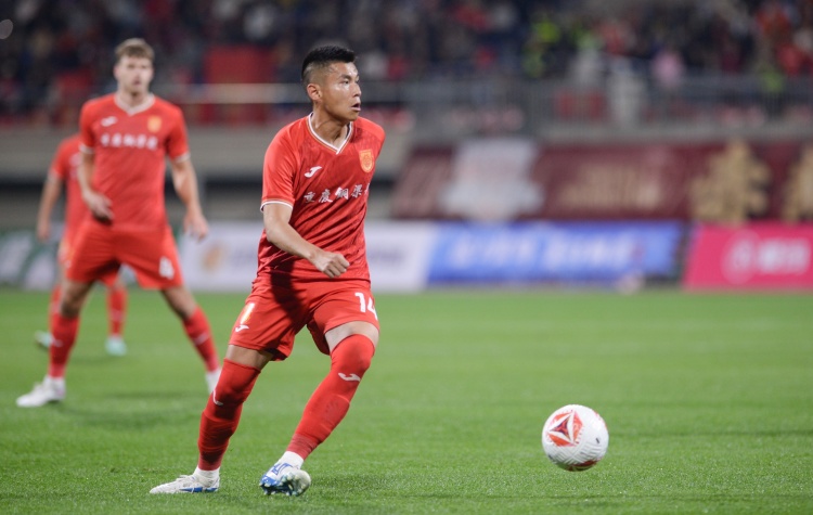 重慶銅梁龍官方：程燁桐傷缺2-3周，黃希揚(yáng)傷缺1周