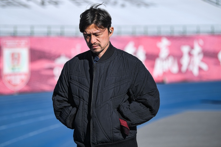 兩隊(duì)均三連敗開局！足球報(bào)談亞泰vs三鎮(zhèn)：亞泰力爭(zhēng)打好第一個(gè)主場(chǎng)